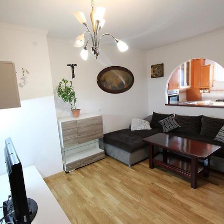 Apartment Ilinovic Ровинь Экстерьер фото
